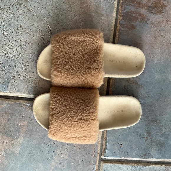 Jenny Kayne Shearling Slides - Picture 4 of 4